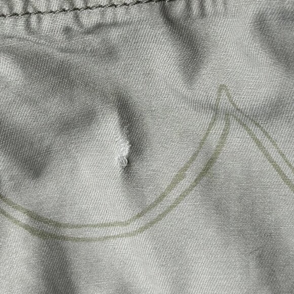 Levis Cargo Shorts Mens 34 Khaki Beige Multi Pocket Flap Baggy Outdoor Utility - Picture 4 of 13